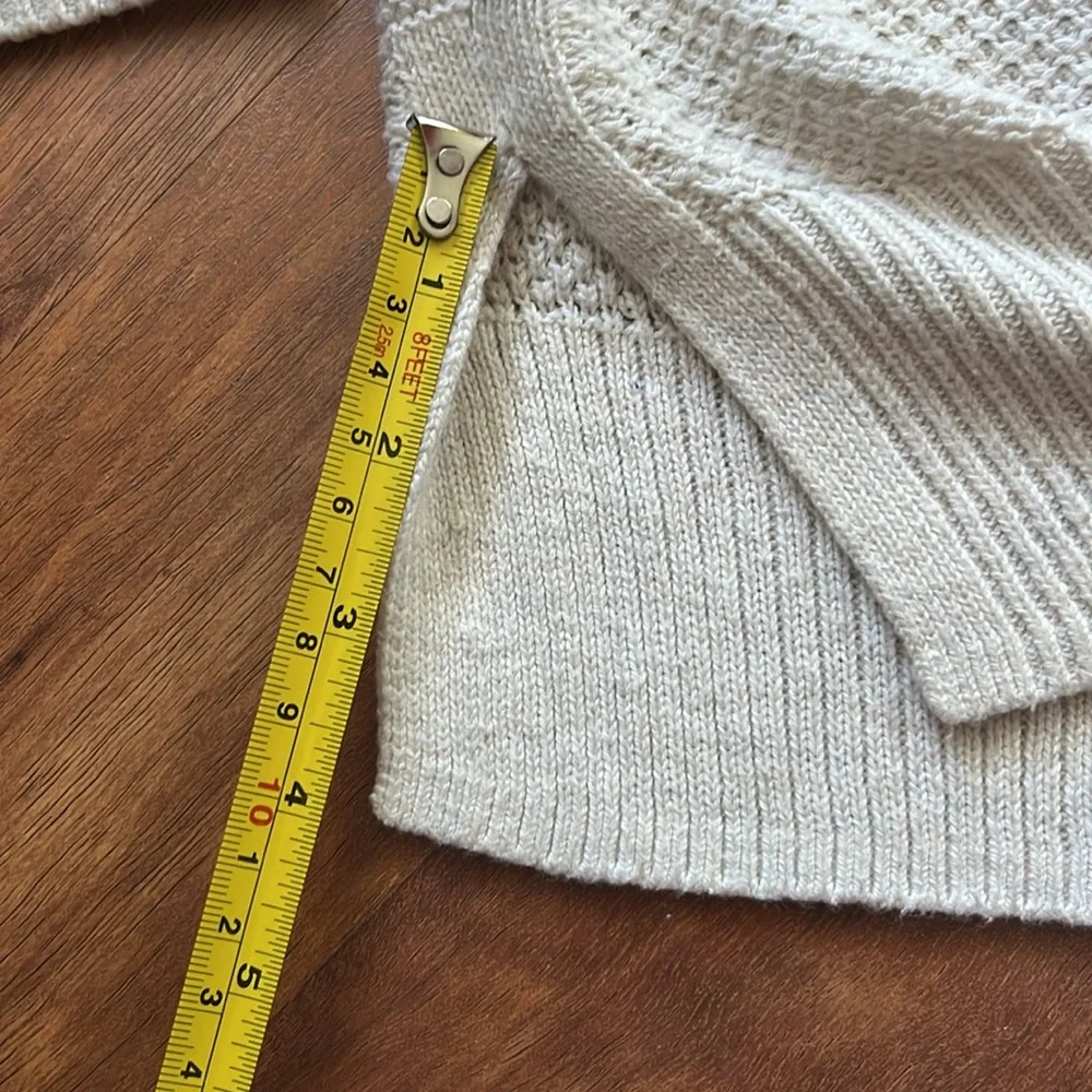 EUC Gap boat neck khaki knit light sweater - Picture 9 of 12